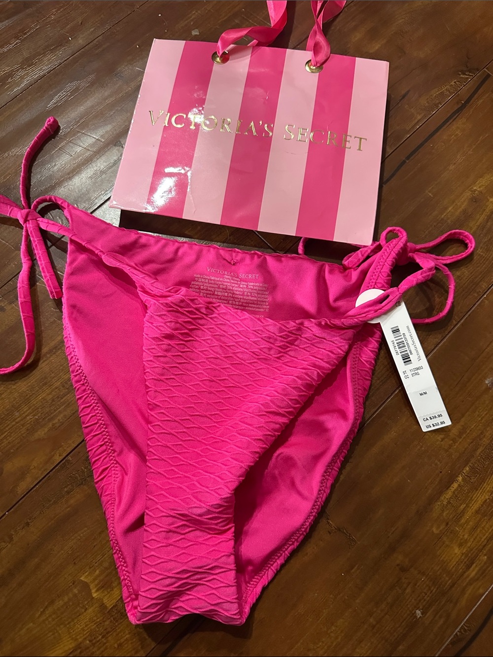 NWT Victoria’s Secret Forever Pink Textured Side Tie Cheeky Bikini Bottom M